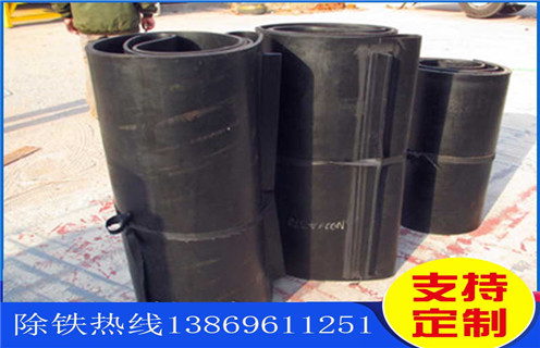 永磁除鐵器，皮帶除鐵器，永磁皮帶除鐵器安裝高度有什么標(biāo)準(zhǔn)嗎