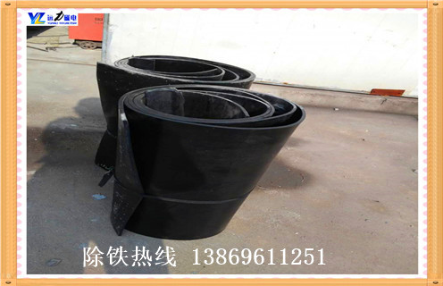 除鐵器皮帶，黑龍江除鐵器皮帶固定調(diào)整方法_黑龍江除鐵器皮帶固定跑偏原因及如何調(diào)_刮板價(jià)格