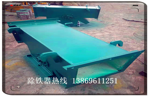 管道自卸式永磁除鐵器，河南管道式自卸永磁除鐵器_遠(yuǎn)力河南管道式自卸永磁除鐵器12000高斯 可定制工作原理_安裝示意圖 